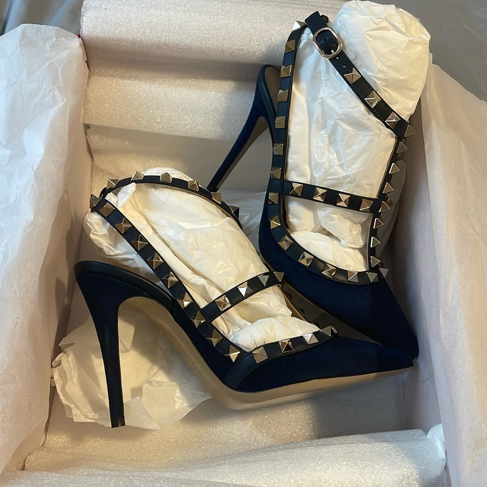 Valentino Rockstuds Suede Navy Size EU 35